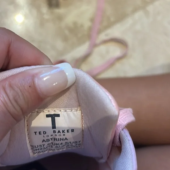 Ted Baker London Astrina Pink Sneakers Lace Up leather ruffle detail size 7.5 - Picture 5 of 11